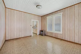 303 Vernon St, Taylor, TX 76574 - Photo 15