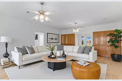 405 E Granite Street, Llano, TX 78643 - Photo 9