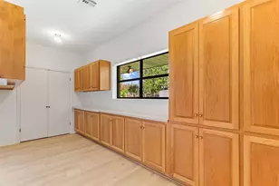 405 E Granite St, Llano, TX 78643 - Photo 17