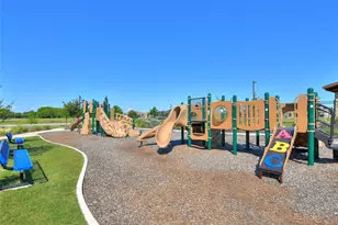 3413 Breckenridge Dr, Austin, TX 78744 - Photo 11