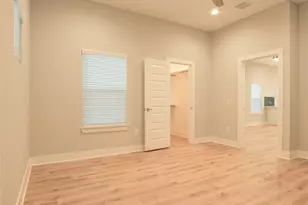 6014 Fairway St, Austin, TX 78741 - Photo 13