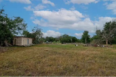 205 Fallwell Street, Liberty Hill, TX 78642 - Photo 9