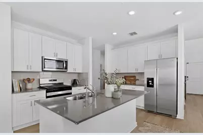 415 Begonia Street, Buda, TX 78610 - Photo 7