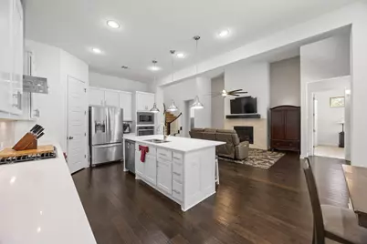 640 Goodnight Trail, Dripping Springs, TX 78620 - Photo 15