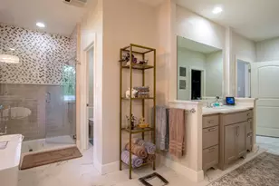 313 Meadowlakes Dr, Meadowlakes, TX 78654 - Photo 27