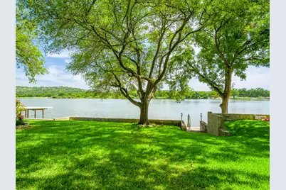 313 Meadowlakes Drive, Meadowlakes, TX 78654 - Photo 37