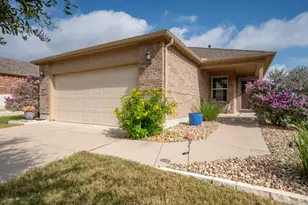 214 Hobby St, Georgetown, TX 78633 - Photo 1