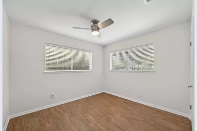 8600 Hathaway Drive, Austin, TX 78757 - Photo 15