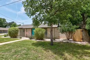 8600 Hathaway Dr, Austin, TX 78757 - Photo 3