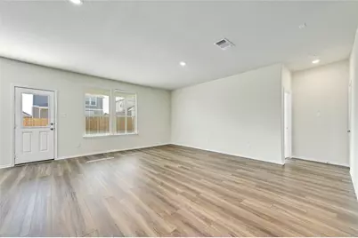 132 Janice Road, Taylor, TX 76574 - Photo 3