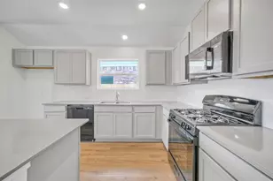 310 Sebring Cir, Hutto, TX 78634 - Photo 5