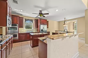 111 Whitley Dr, Austin, TX 78738 - Photo 9