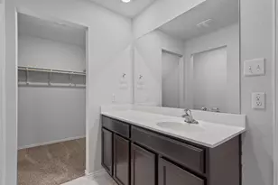 108 Ragnar Dr, Jarrell, TX 76537 - Photo 17