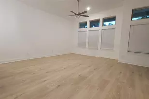 1720 Scenic Hts Ln, Georgetown, TX 78628 - Photo 5