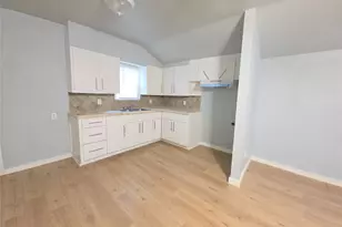 703 Herndon Ln, Austin, TX 78704 - Photo 5