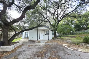 703 Herndon Ln, Austin, TX 78704 - Photo 19