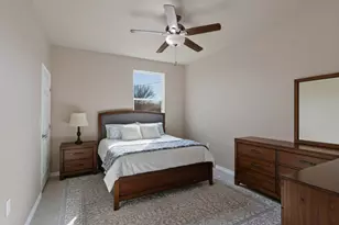 1300 Hausman Dr, Lockhart, TX 78644 - Photo 7