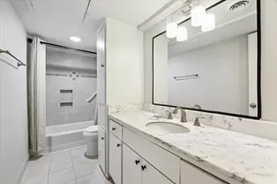 3300 Yorktown St, Houston, TX 77056 - Photo 9