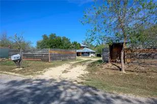 368 Lytton Ln, Dale, TX 78616 - Photo 25