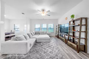 15309 Grenadine Bloom Cv, Del Valle, TX 78617 - Photo 11