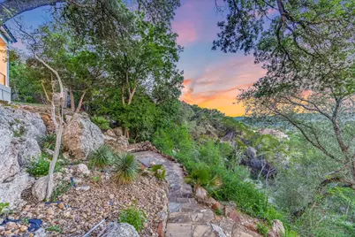 9409 Bell Mountain Drive, Austin, TX 78730 - Photo 5