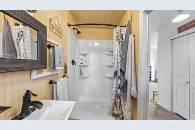 1102 Fairview Drive, Rockdale, TX 76567 - Photo 15