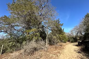 1085 Private Rd 3063, Lexington, TX 78947 - Photo 17