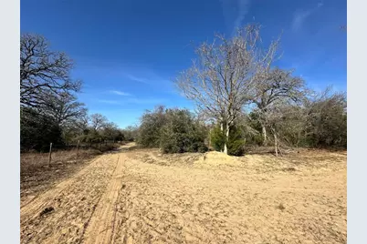1085 Private Road 3063, Lexington, TX 78947 - Photo 7