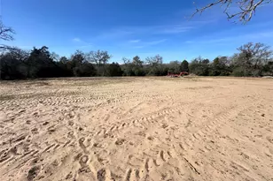 1085 Private Rd 3063, Lexington, TX 78947 - Photo 11