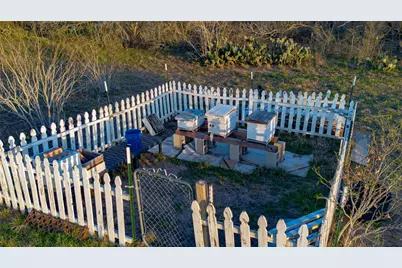 7150 Linne Road, Seguin, TX 78155 - Photo 29