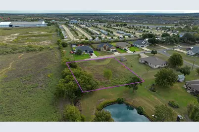 407 E Avenue A, Jarrell, TX 76537 - Photo 3