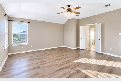 917 Abbeyglen Castle Drive, Pflugerville, TX 78660 - Photo 25
