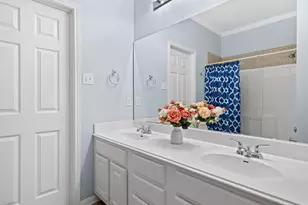 7501 Shadowridge Run, Austin, TX 78749 - Photo 13