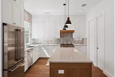1919 W 38th Street, Austin, TX 78731 - Photo 11