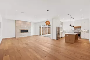 1919 W 38th St, Austin, TX 78731 - Photo 5