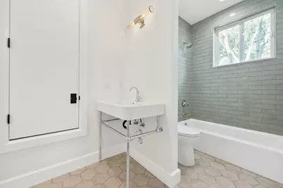 1919 W 38th Street, Austin, TX 78731 - Photo 37