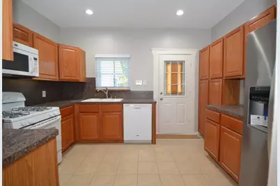 7602 Blessing Avenue, Austin, TX 78752 - Photo 13