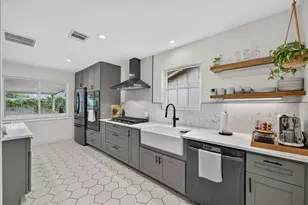 7803 Woodcroft Dr, Austin, TX 78749 - Photo 7