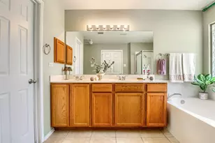 18720 Royal Pointe Dr, Pflugerville, TX 78660 - Photo 21