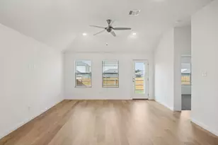 137 Tolo Dr, Elgin, TX 78621 - Photo 11