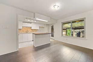 8235 Summer Side Dr, Austin, TX 78759 - Photo 9