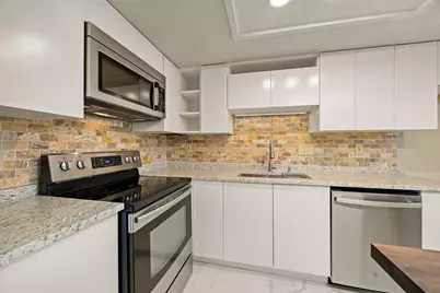 8235 Summer Side Drive, Austin, TX 78759 - Photo 7