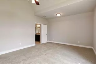 2017 Limestone Lake Dr, Georgetown, TX 78633 - Photo 17