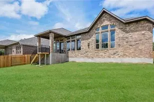 2017 Limestone Lake Dr, Georgetown, TX 78633 - Photo 25