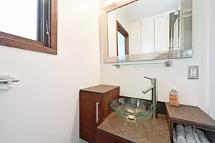 701 Brownlee Cir, Austin, TX 78703 - Photo 21