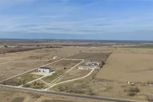 835 E County Road 304, Jarrell, TX 76537 - Photo 29