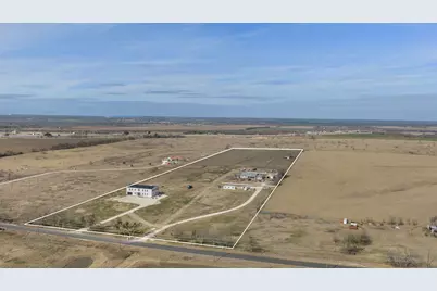 835 E County Road 304, Jarrell, TX 76537 - Photo 3