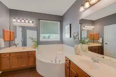 1049 Sanders, Kyle, TX 78640 - Photo 9