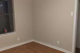 313 Ross St, Hutto, TX 78634 - Photo 5