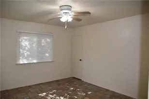 12210 B Dundee Dr, Austin, TX 78759 - Photo 7